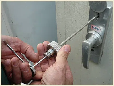 Riverside IL Locksmith Store Riverside, IL 708-375-5846 - 5-lock-opening